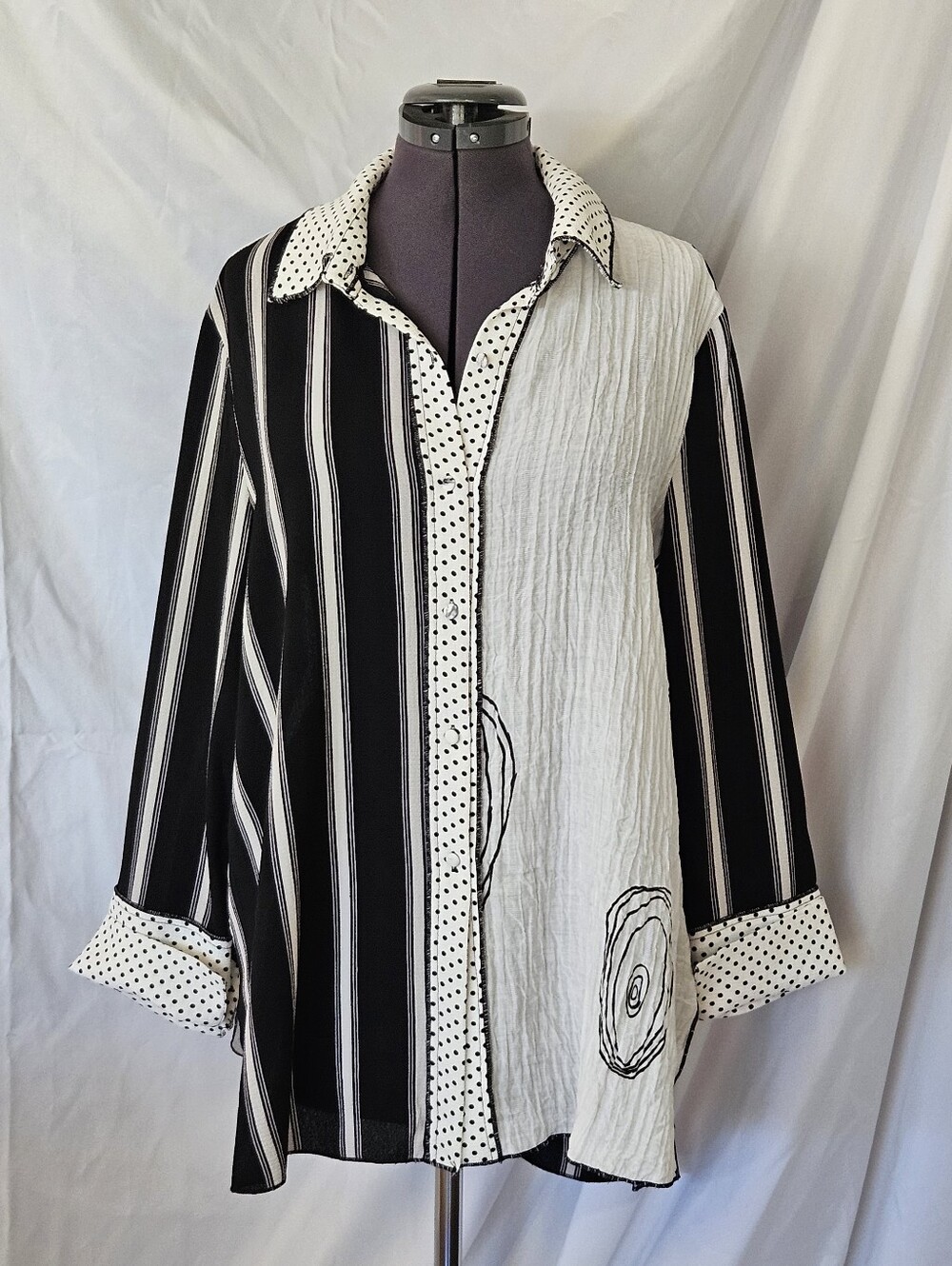 So Fun! Women's Black and White Patterned Button-Up Shirt.
